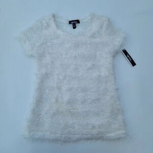 NWT Amy Byer Girls White Fuzzy Short Sleeve Knit Sweater sz L